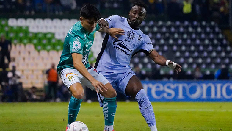 Leon với CF America