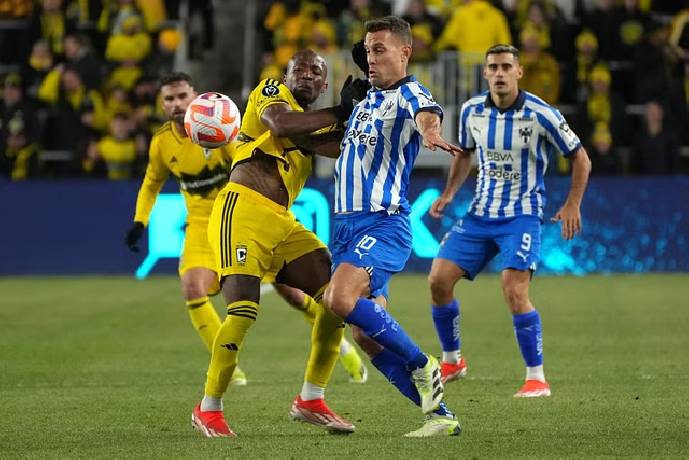 Monterrey cùng Columbus Crew