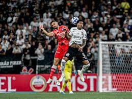 Corinthians với Argentinos Juniors